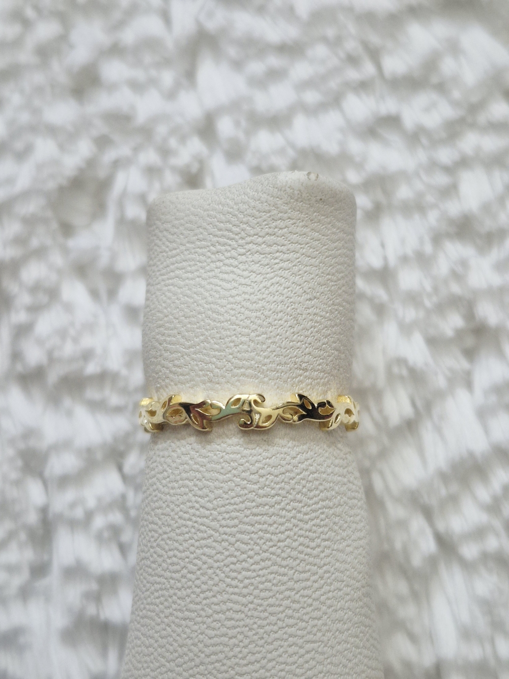 Gold Tone Minimalist Leaf Ring